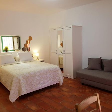 Apartament Patio Andaluz Siglo XVI Sewilla Zewnętrze zdjęcie