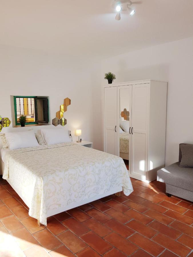 Apartament Patio Andaluz Siglo XVI Sewilla Zewnętrze zdjęcie