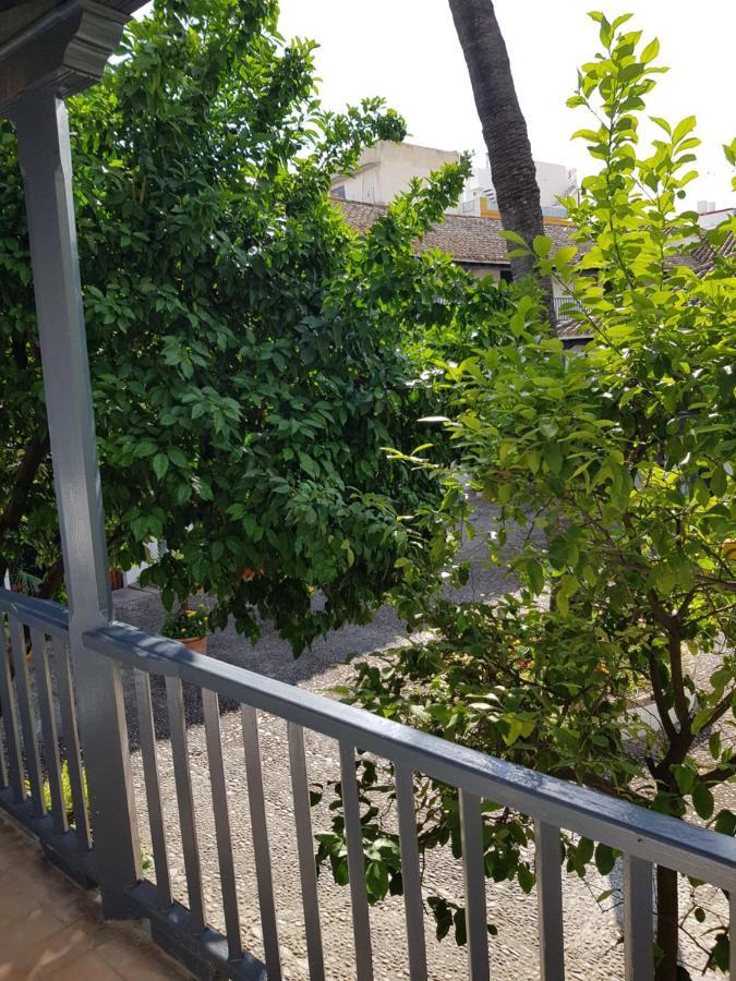 Apartament Patio Andaluz Siglo XVI Sewilla Zewnętrze zdjęcie